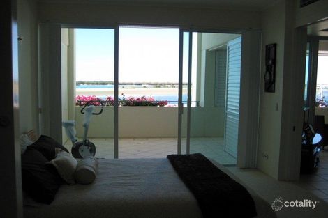 Property photo of 2/326-342 Marine Parade Labrador QLD 4215