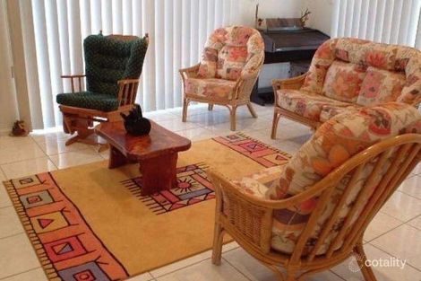 Property photo of 28 Dumfries Court Beaconsfield QLD 4740