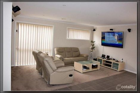 Property photo of 28 Jonah Parade Deer Park VIC 3023