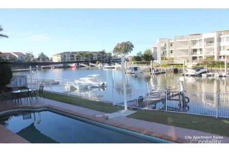 19/75-77 Bayview St, Runaway Bay, QLD 4216