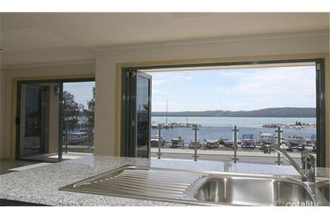 Property photo of 3/94-96 Beach Road Batemans Bay NSW 2536