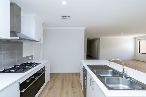 Property photo of 6 Relaxation Loop Yanchep WA 6035