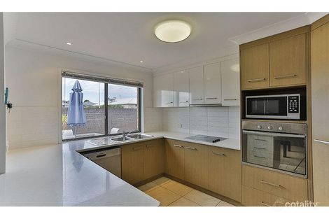 Property photo of 2/14 Sunset Drive Glenvale QLD 4350