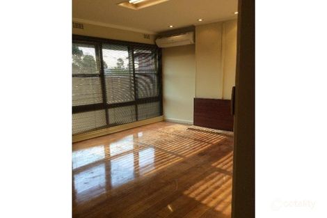 Property photo of 24 Kinnaird Street Jacana VIC 3047
