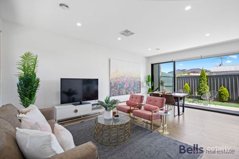 Property photo of 2/9 Hall Street Sunshine West VIC 3020