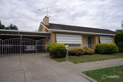 9 Raymond Ave, Flora Hill, VIC 3550