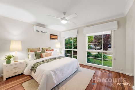 Property photo of 18 Smithfield Square Wantirna VIC 3152