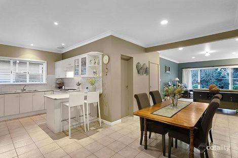 Property photo of 28 Warwick Road Pascoe Vale VIC 3044