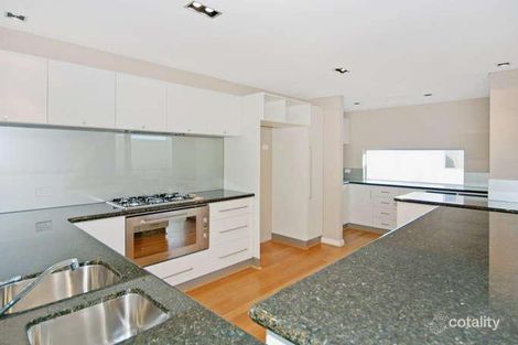 Property photo of 36 Spinnaker Quays Mandurah WA 6210