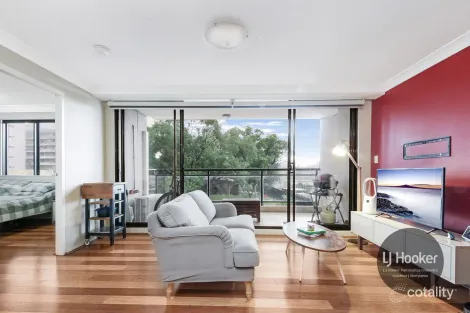 1/32 Hassall St, Parramatta, NSW 2150