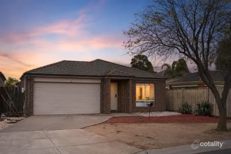 Property photo of 22 Cepora Road Tarneit VIC 3029