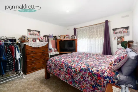 Property photo of 27 Lawrence Street Wodonga VIC 3690