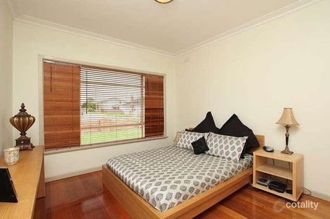 Property photo of 43 Cornwall Road Sunshine VIC 3020