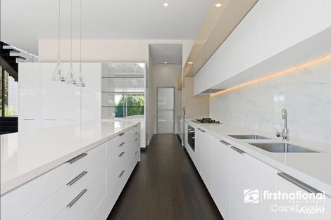 Property photo of 2 Moreton Close Kew VIC 3101