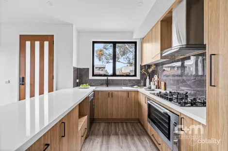 Property photo of 1/911 Pascoe Vale Road Glenroy VIC 3046