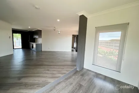 Property photo of 1/4 Peter Court Andergrove QLD 4740