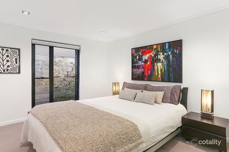 Property photo of 2/82 Blues Point Road McMahons Point NSW 2060