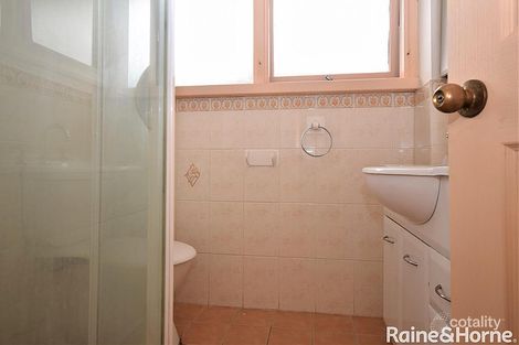 Property photo of 17 Sampson Crescent Bomaderry NSW 2541