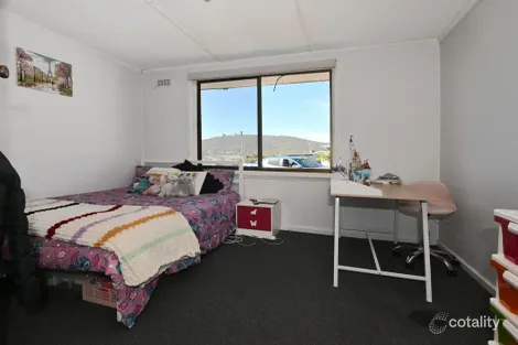 Property photo of 5 Jingella Circle New Norfolk TAS 7140