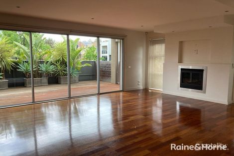 Property photo of 44 Magazine Way Maribyrnong VIC 3032