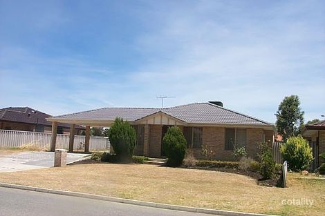 29 Farmer Ave, Brookdale, WA 6112