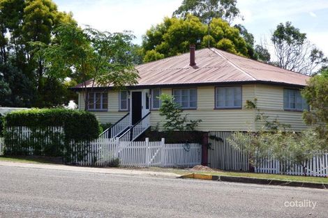 28 Taylor St E, Murgon, QLD 4605
