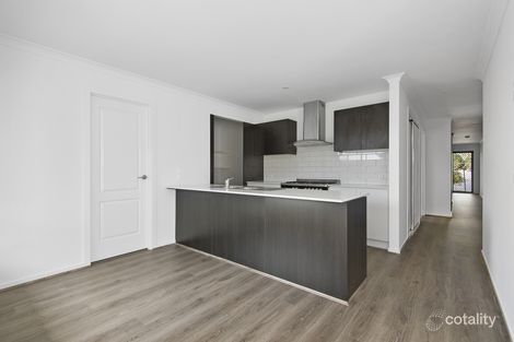 Property photo of 10 Warralily Avenue Clyde VIC 3978