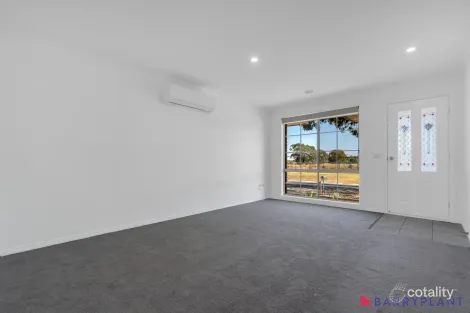 Property photo of 64 Border Drive Mill Park VIC 3082