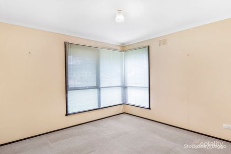 Property photo of 33 Latrobe Street Cranbourne VIC 3977