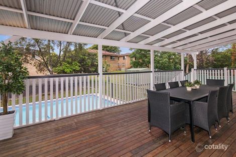 Property photo of 67 Greenmeadow Road Mansfield QLD 4122