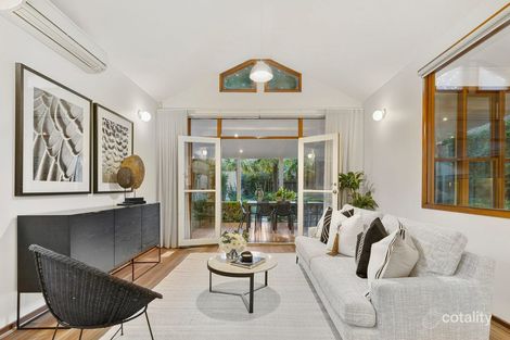 Property photo of 11 Schomburgk Street Yarralumla ACT 2600