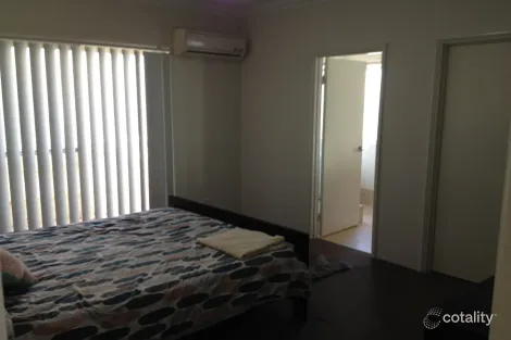 Property photo of 5 Dowitcher Turn Tapping WA 6065