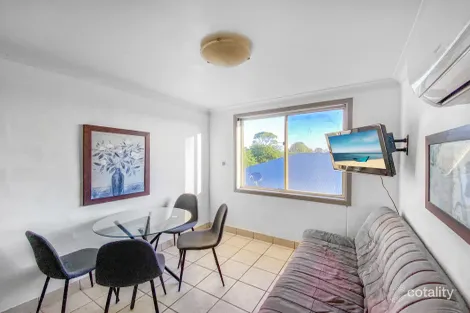 Property photo of 20/9 Uniplaza Court Kearneys Spring QLD 4350