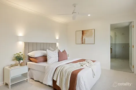 Property photo of 17 San Mateo Boulevard Ashmore QLD 4214