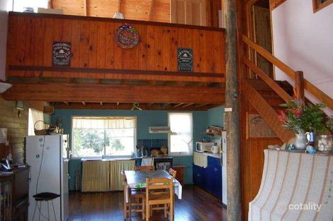 Property photo of 37 Treehaven Way Maleny QLD 4552