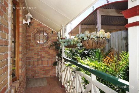 Property photo of 17 Winnecke Close Forest Lake QLD 4078