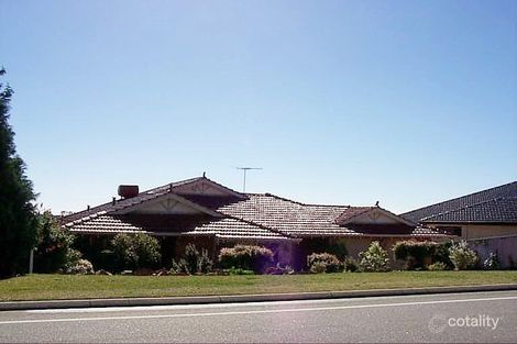 384 Summerlakes Pde, Ballajura, WA 6066