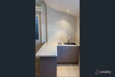 Property photo of 2/88 Gladstone Road Highgate Hill QLD 4101