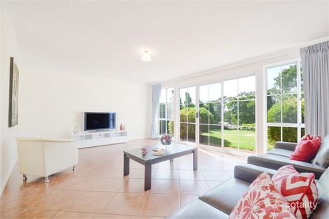 Property photo of 15 Horseshoe Drive Woodcroft SA 5162