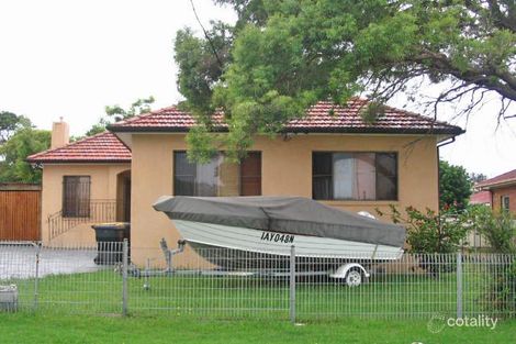 13 Churchill Ave, Warrawong, NSW 2502