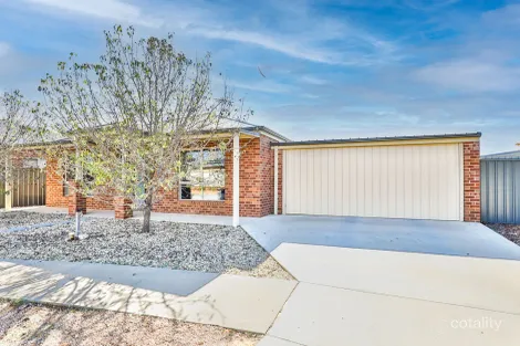 Property photo of 2 Ella-Mae Court Red Cliffs VIC 3496