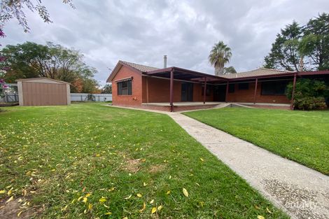 Property photo of 42 Goolagar Crescent Springdale Heights NSW 2641
