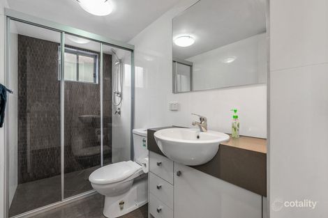 Property photo of 2/82 Grenfell Street Mount Gravatt East QLD 4122