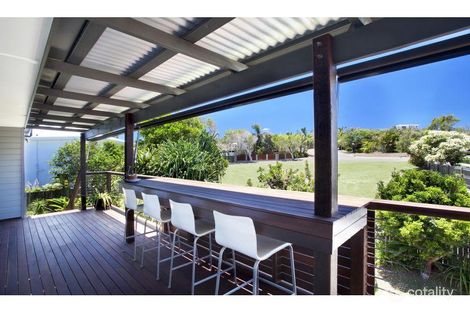 Property photo of 12 Wavecrest Drive Castaways Beach QLD 4567