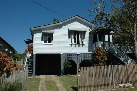 50 Cross St, Fairfield, QLD 4103