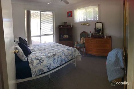 Property photo of 6 Range Court Arundel QLD 4214