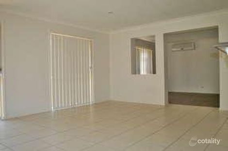 Property photo of 14 Charlton Place Regents Park QLD 4118