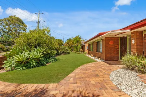 Property photo of 8 Yango Street Pacific Paradise QLD 4564
