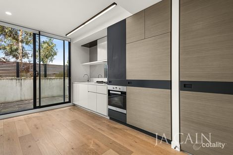 Property photo of 106/565 Camberwell Road Camberwell VIC 3124