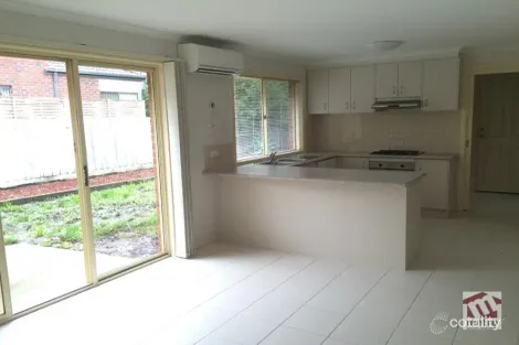 Property photo of 2 Clocktower Court Berwick VIC 3806
